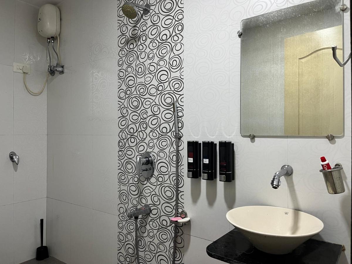 Tranquil : 3Bhk Spacious Villa In Gold Valley Lonavala Kültér fotó